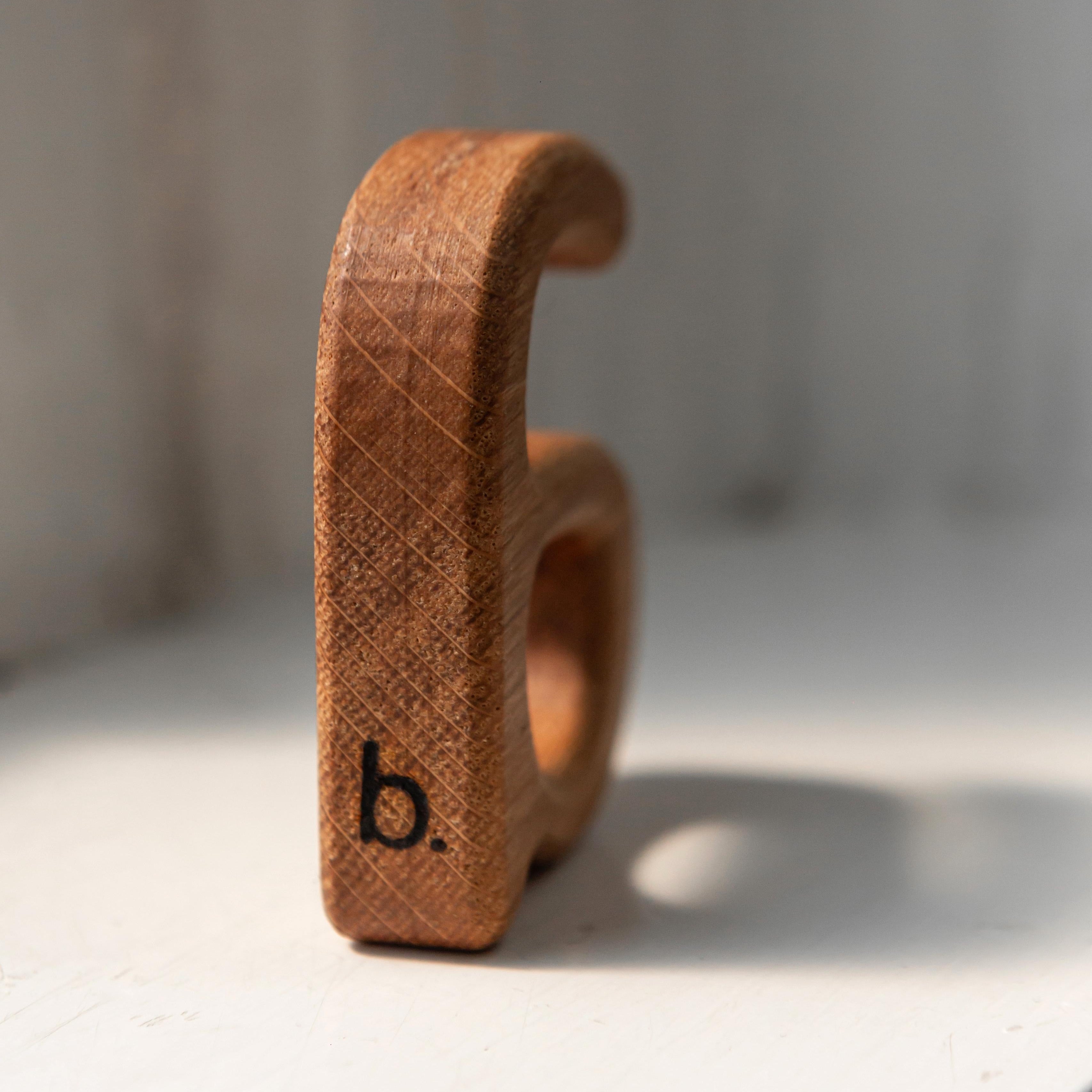 Houten letter walnoot of eiken maat Small