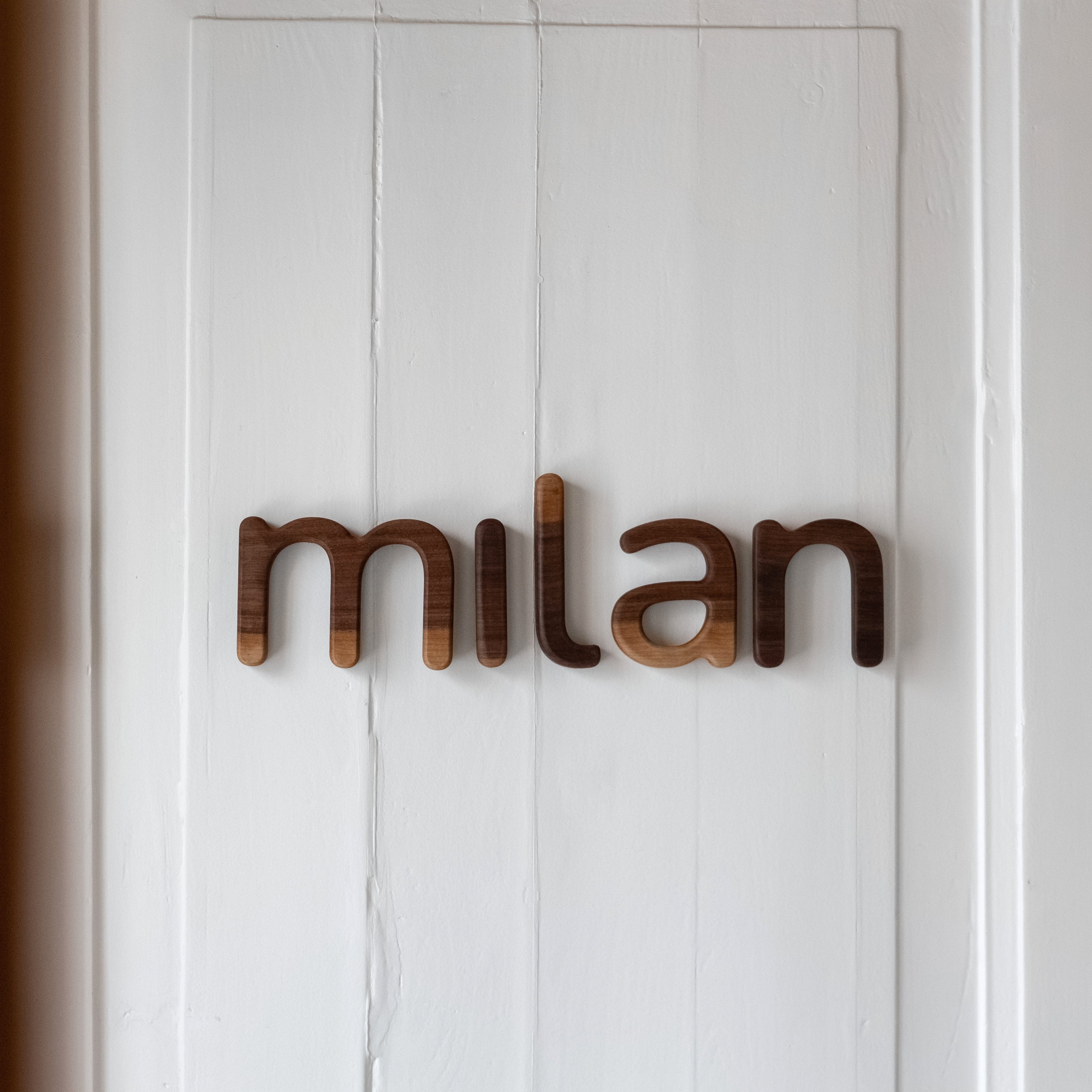 Houten letter walnoot of eiken maat Small